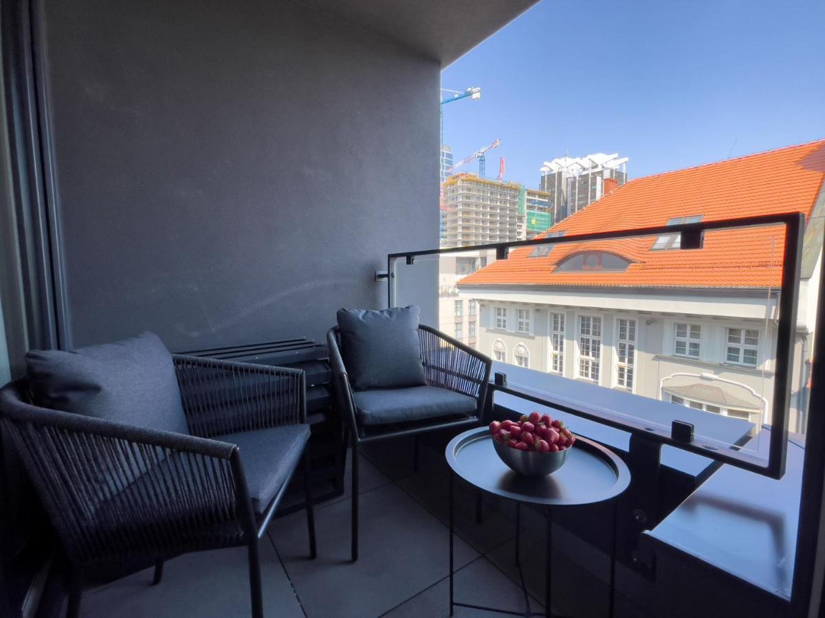 Urban Apartments Premium, Opolska 10 No 90, 2 Free Garages, Self Check-In كاتوفيتسه المظهر الخارجي الصورة