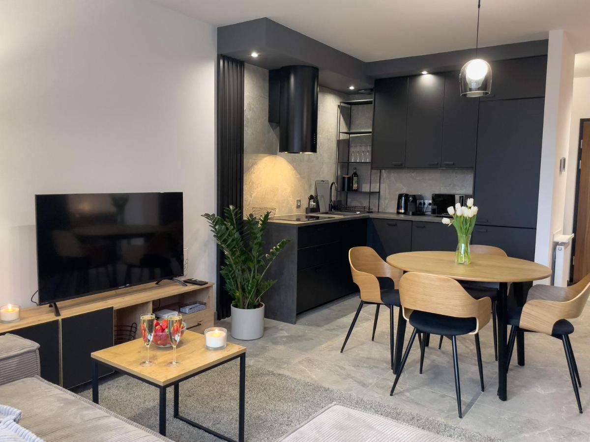 Urban Apartments Premium, Opolska 10 No 90, 2 Free Garages, Self Check-In كاتوفيتسه المظهر الخارجي الصورة